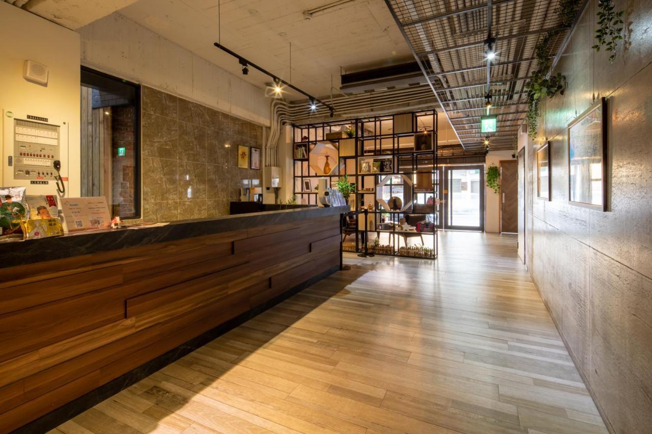 Hotel Brown - Chihkan Branch Tainan Exterior photo